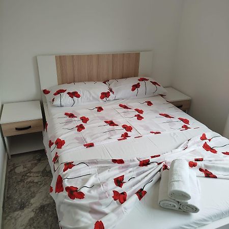 Melek Apartamento Medulin Exterior foto